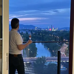  Apartment Royal Swan Skyline, Österreich